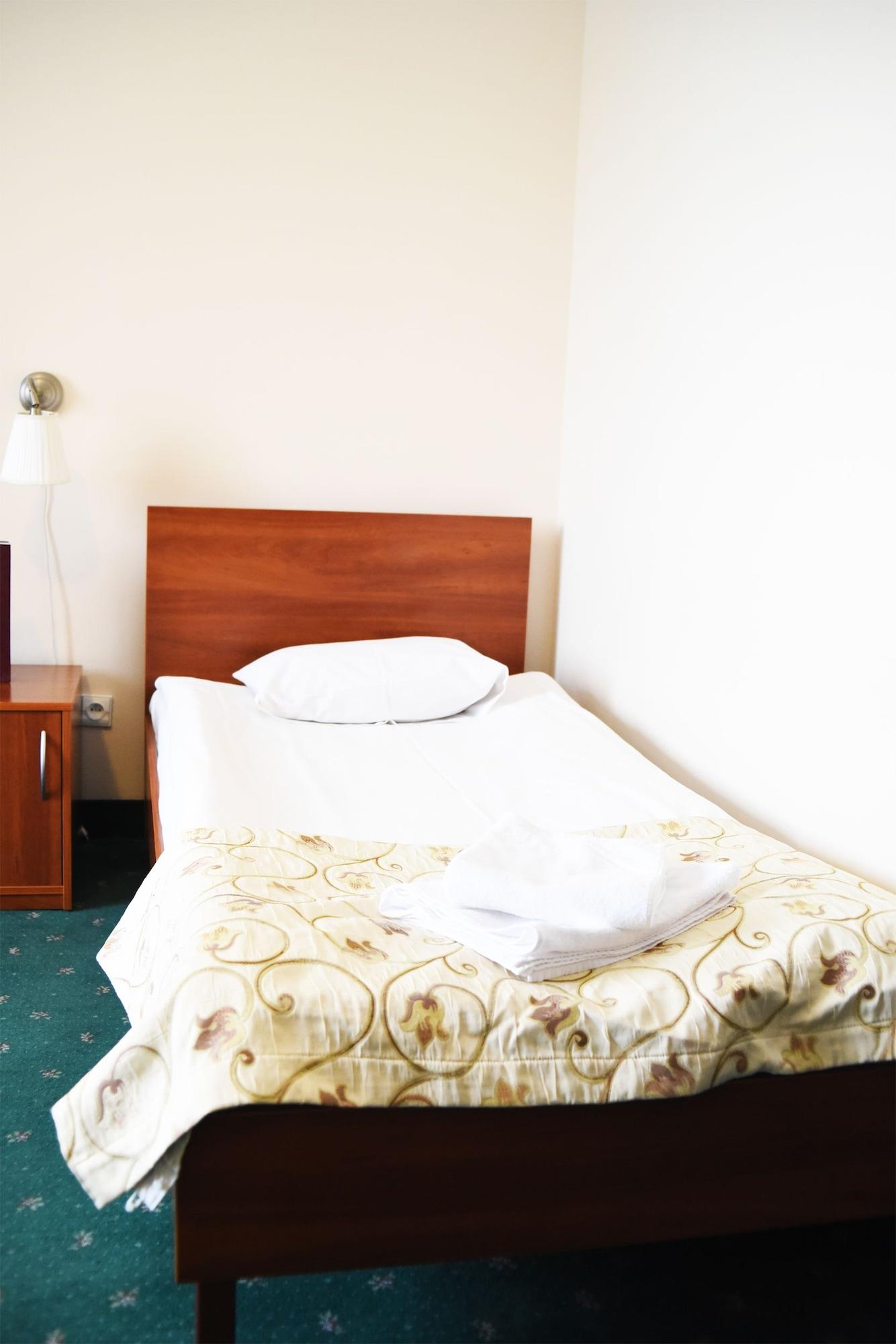Parkhotel Economic Wielka Wies  Εξωτερικό φωτογραφία
