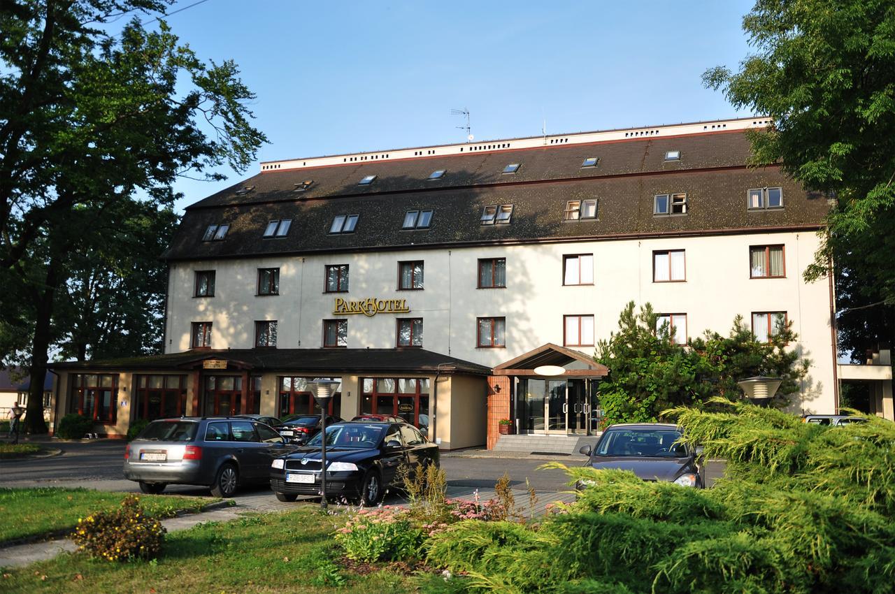 Parkhotel Economic Wielka Wies  Εξωτερικό φωτογραφία