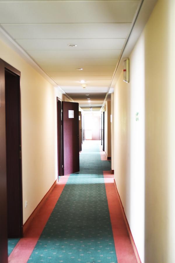 Parkhotel Economic Wielka Wies  Εξωτερικό φωτογραφία
