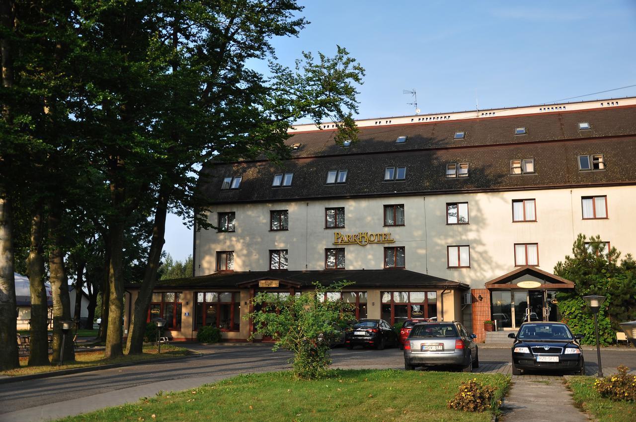 Parkhotel Economic Wielka Wies  Εξωτερικό φωτογραφία